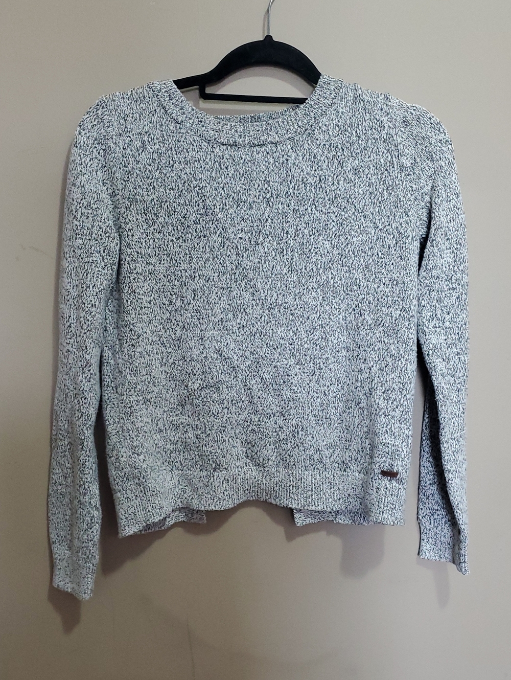 Roots Marled Crewneck Sweater in Gray and White Size Xs